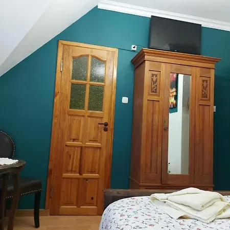 Zamkowisko 3* غولوبي