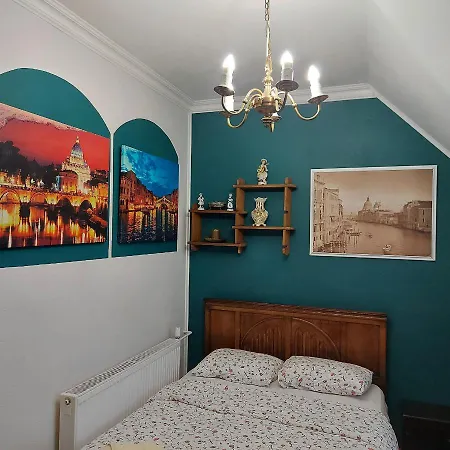 Zamkowisko Bed & Breakfast 3*