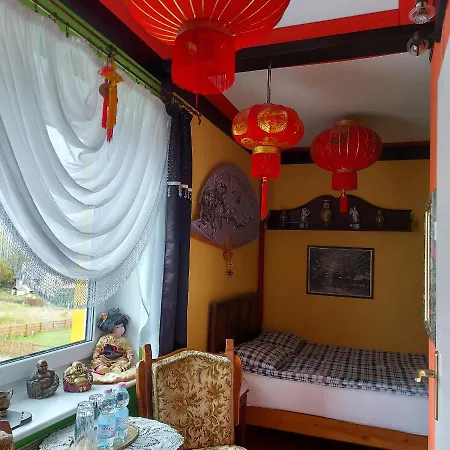 فندق مبيت وإفطار Zamkowisko غولوبي