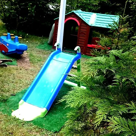 Zamkowisko 3* غولوبي