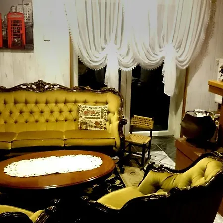 Zamkowisko 3* غولوبي